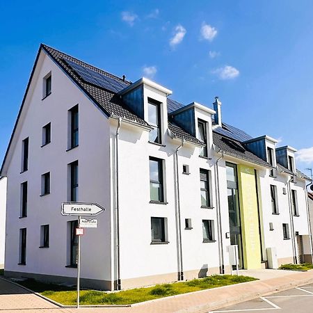 Amao-Pearl I Comfort Suite I 94Qm I Kingsize-Bett I Exklusiv Mit Balkon & Tiefgarage I Aufzug Offenburg Exteriör bild