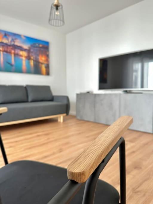 Amao-Pearl I Comfort Suite I 94Qm I Kingsize-Bett I Exklusiv Mit Balkon & Tiefgarage I Aufzug Offenburg Exteriör bild